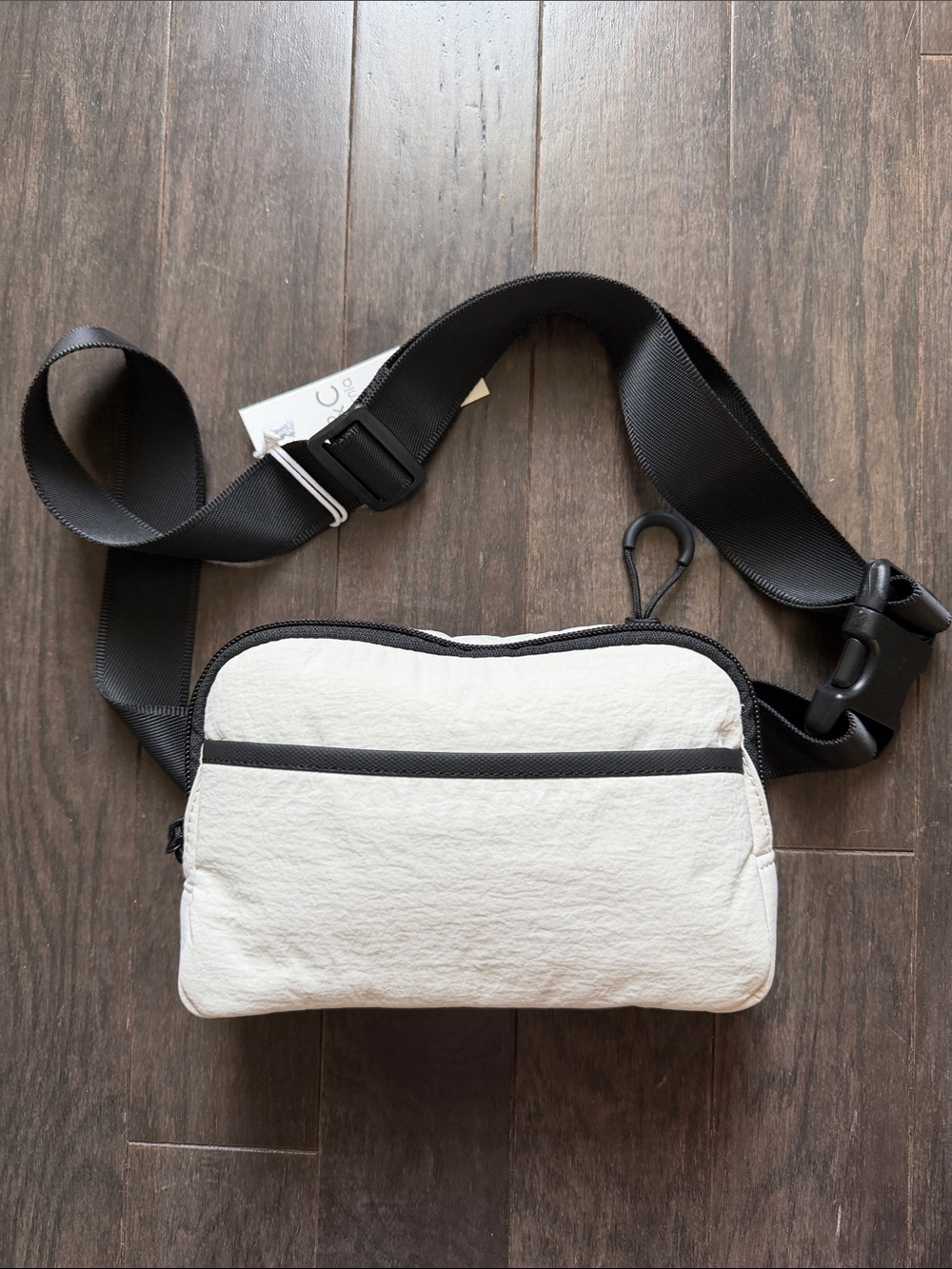 NWT C&C California White Nylon Belt Bag with Black Strap